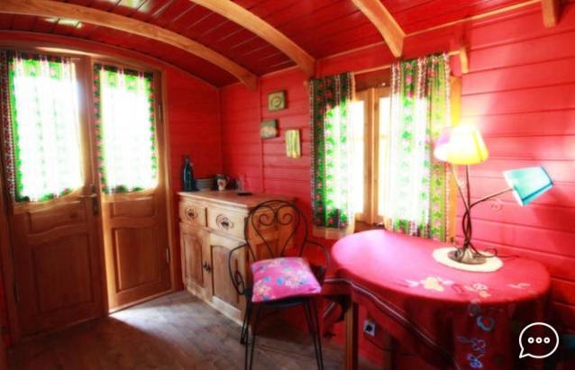 Centre Mediation Equine La Daouste Villa Jouques Eksteriør billede